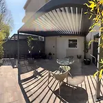 Sara Residence